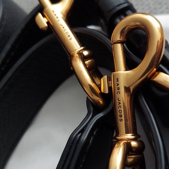 Marc Jacob's Recruit Crossbody black leather clutch purse / shoulder bag - Picture 3 of 9